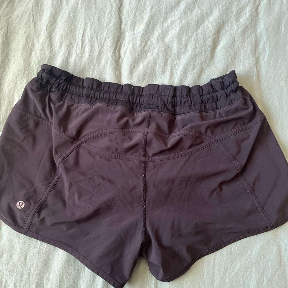 Lululemon shorts size 8